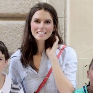 Meet your Posher, Whitney